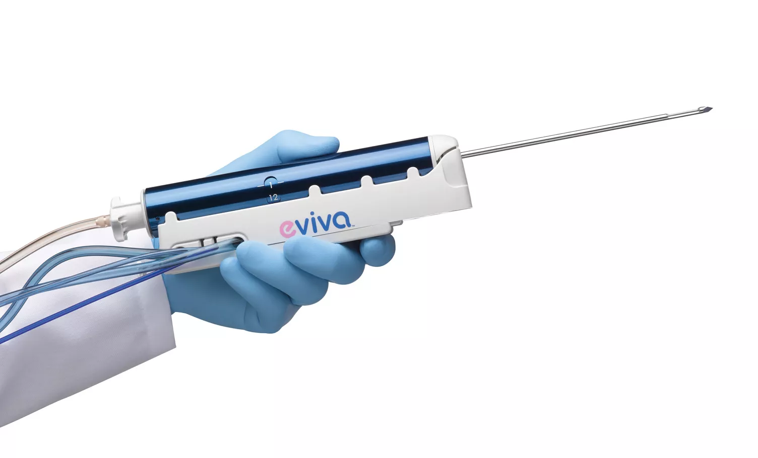 Brystbiopsinål på hvid baggrund